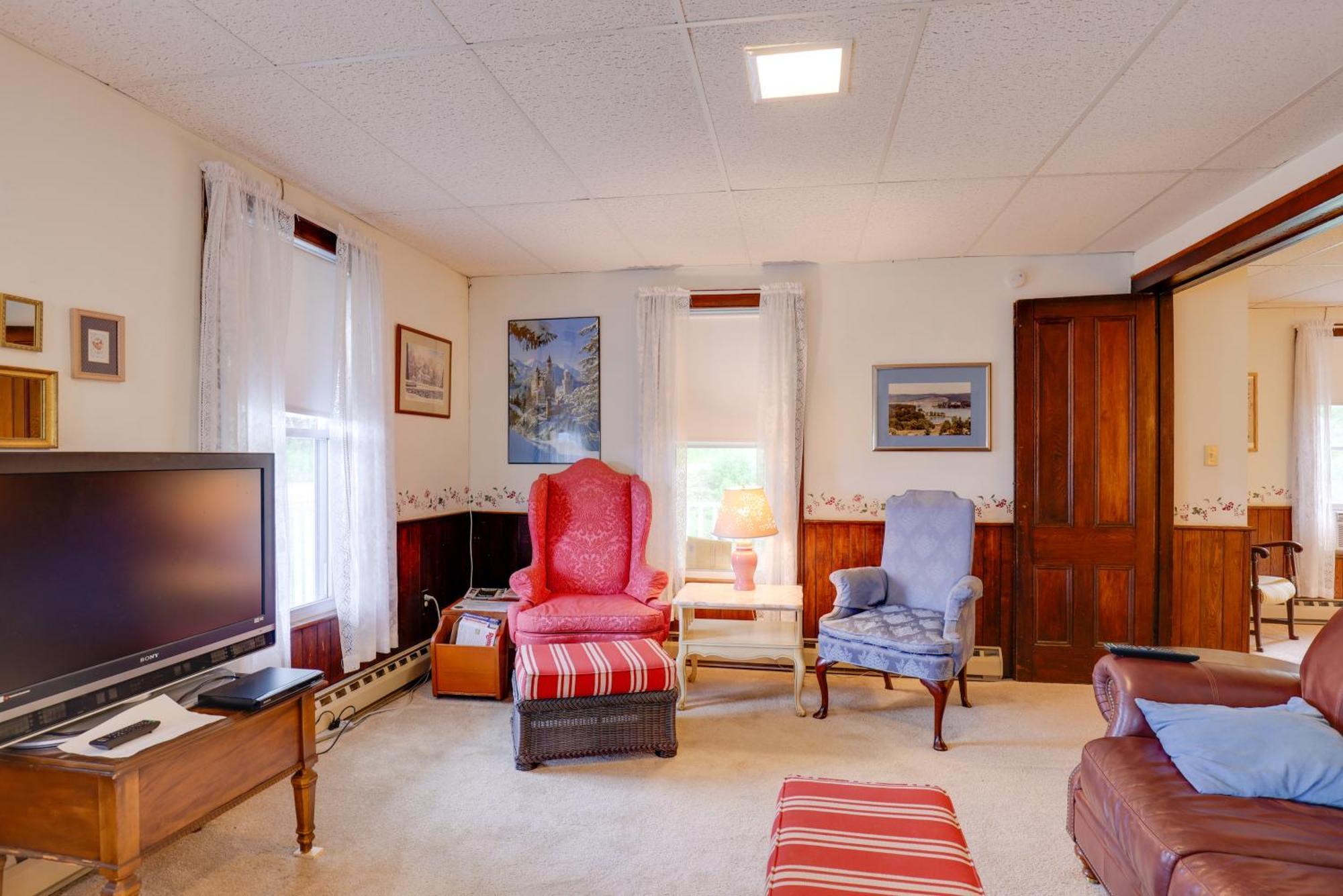 Lawrenceville Apartment With Deck Near Gaming Lands! Exterior foto