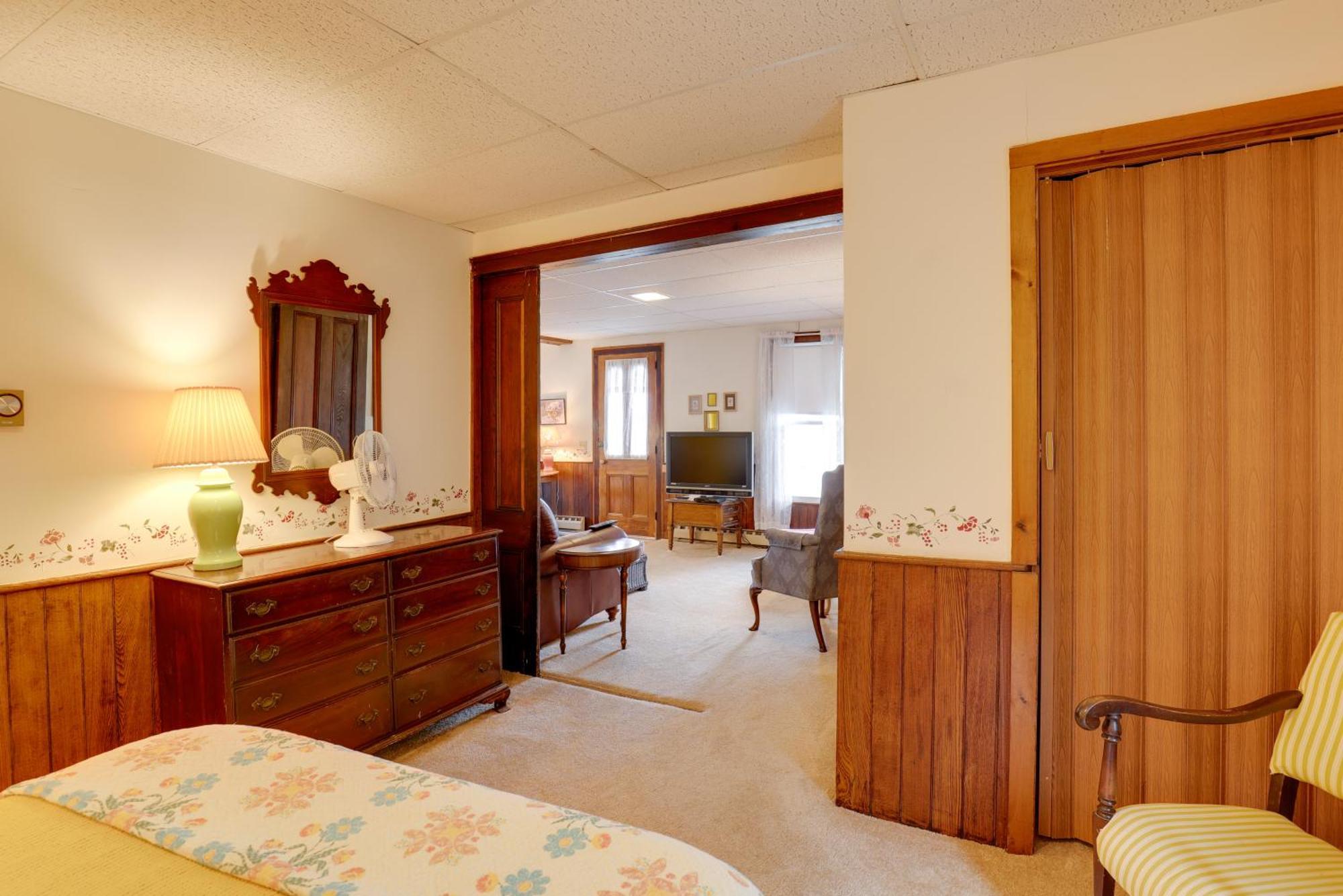 Lawrenceville Apartment With Deck Near Gaming Lands! Exterior foto